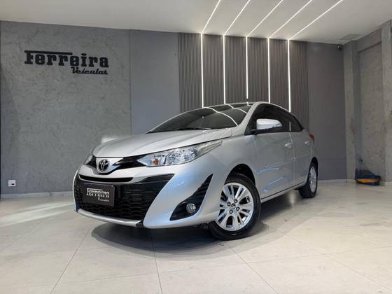 TOYOTA YARIS 1.3 16V FLEX XL MULTIDRIVE TOYOTA YARIS 1.3 16V FLEX XL MULTIDRIVE